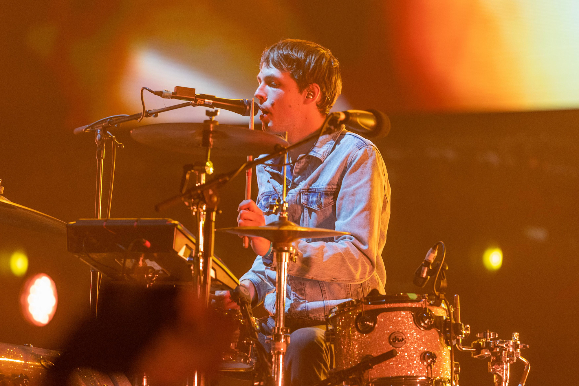 NÖEP performs at Dubai Millennium Amphitheatre m65782