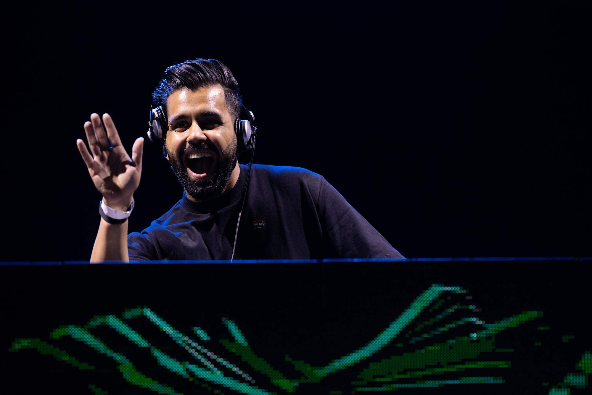 DJ Guatam performs during AKS Experience at Expo on Jubilee Stage m54883