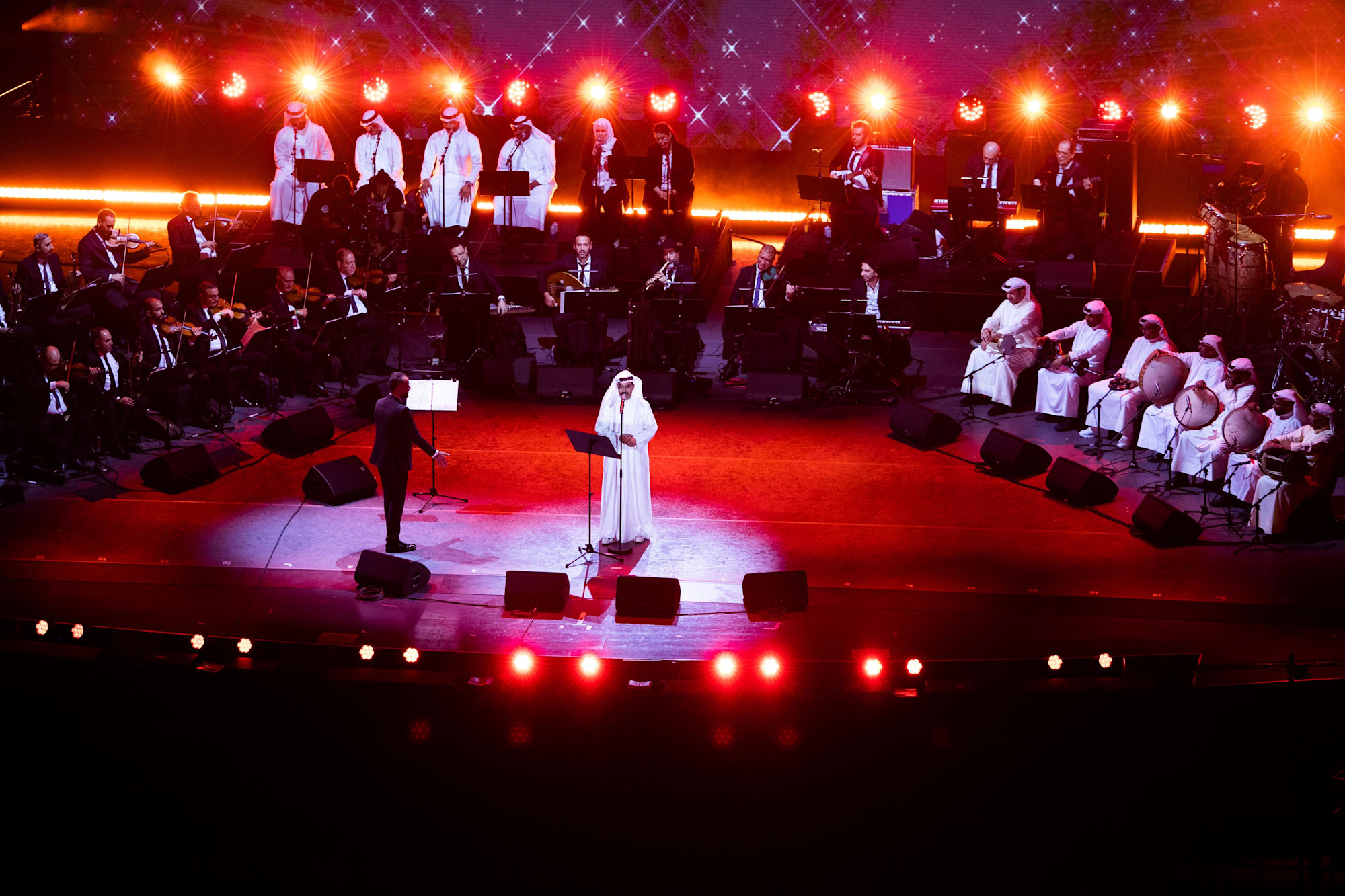 Kuwaiti singer Abdullah Al-Ruwaishid performs at Jubilee Stage m13277