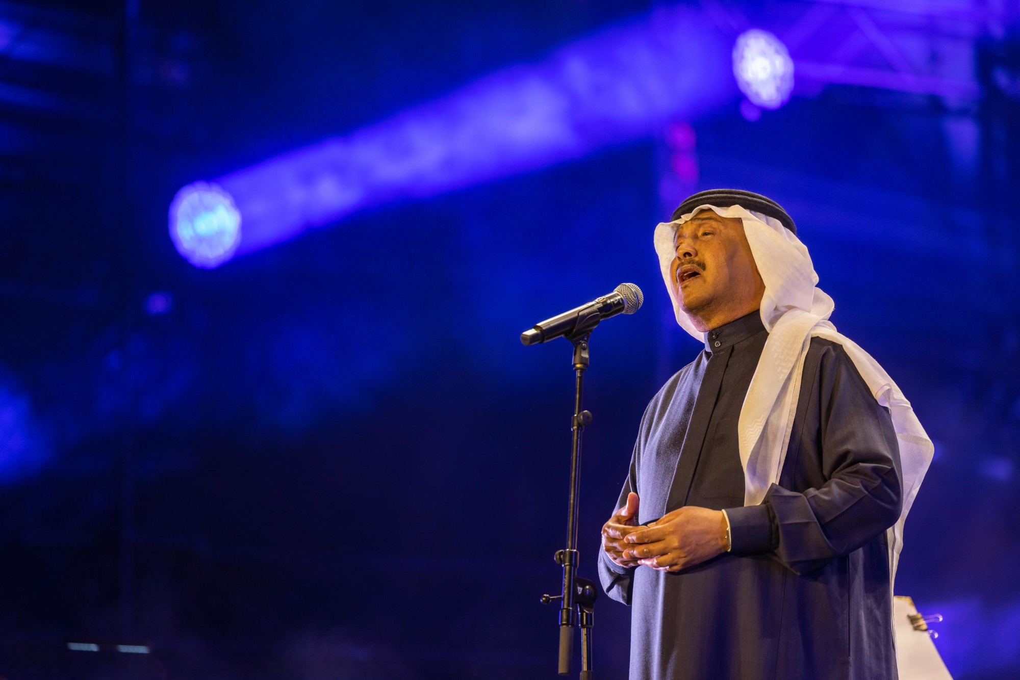 Mohammed Abdo performs at Jubilee Stage during the Kingdom of Saudi Arabia National Day m30558
