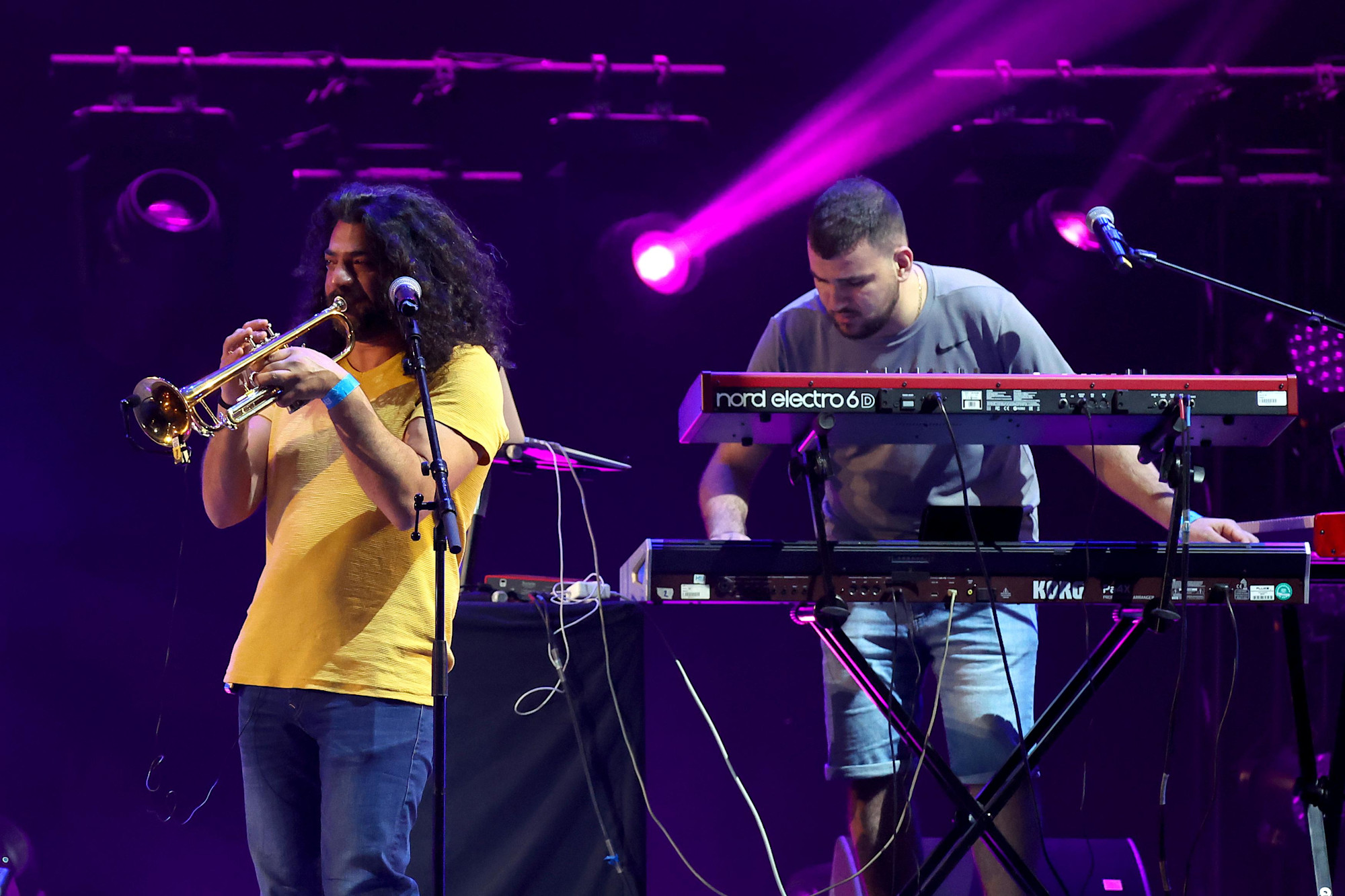 Apo and the Apostles performance at Dubai Millennium Amphitheatre m70470