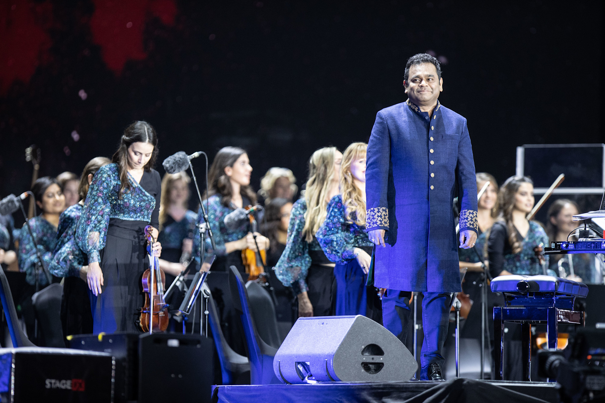 Firdaus Orchestra with Indian film composer AR Rahman Original Image m6082