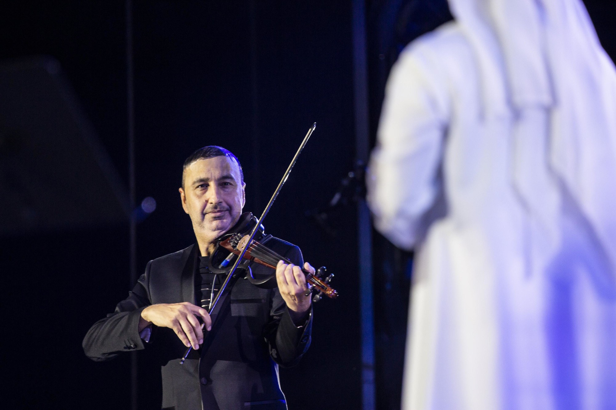 Mohamed Al-Shehhi performs at Jubilee Stage m16453