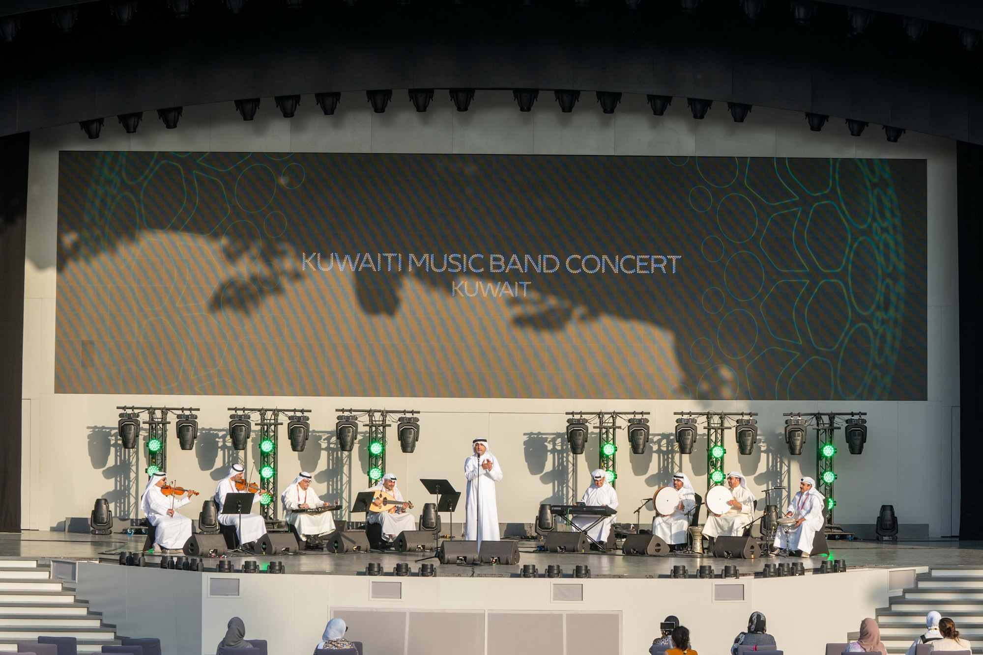 Dr Bassam Al-Baloushi and the Kuwaiti Music Band perform at Dubai Millennium Amphitheatre m11766
