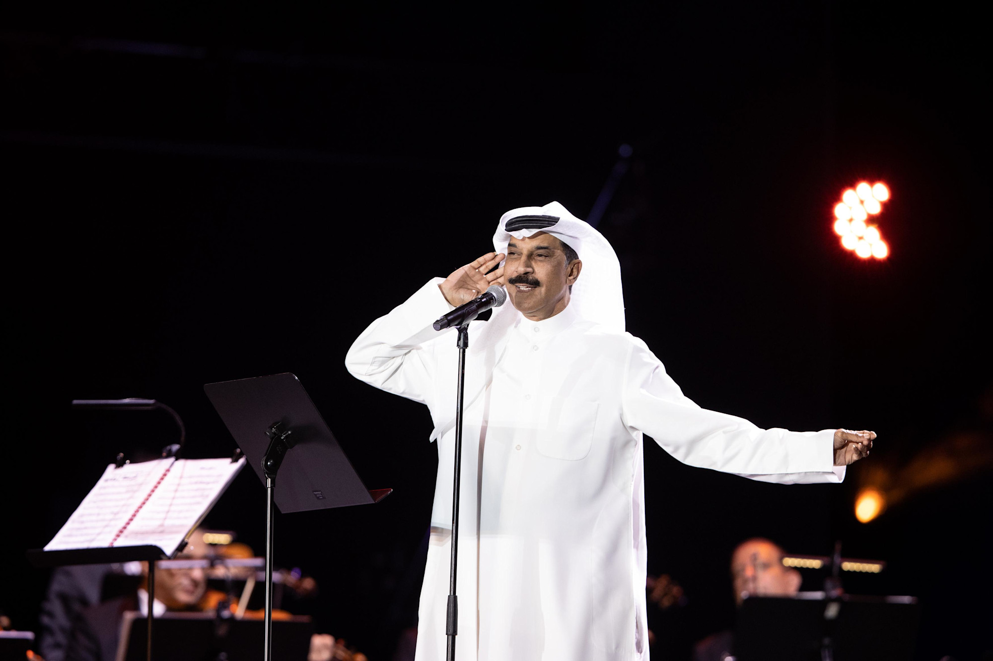 Kuwaiti singer Abdullah Al-Ruwaishid performs at Jubilee Stage m13272