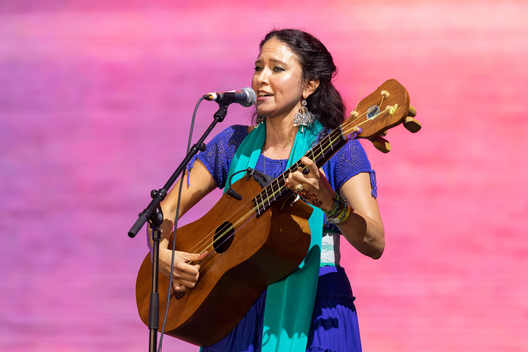 Cana Dulce Y Cana Brava perform at Jubilee Stage m14758