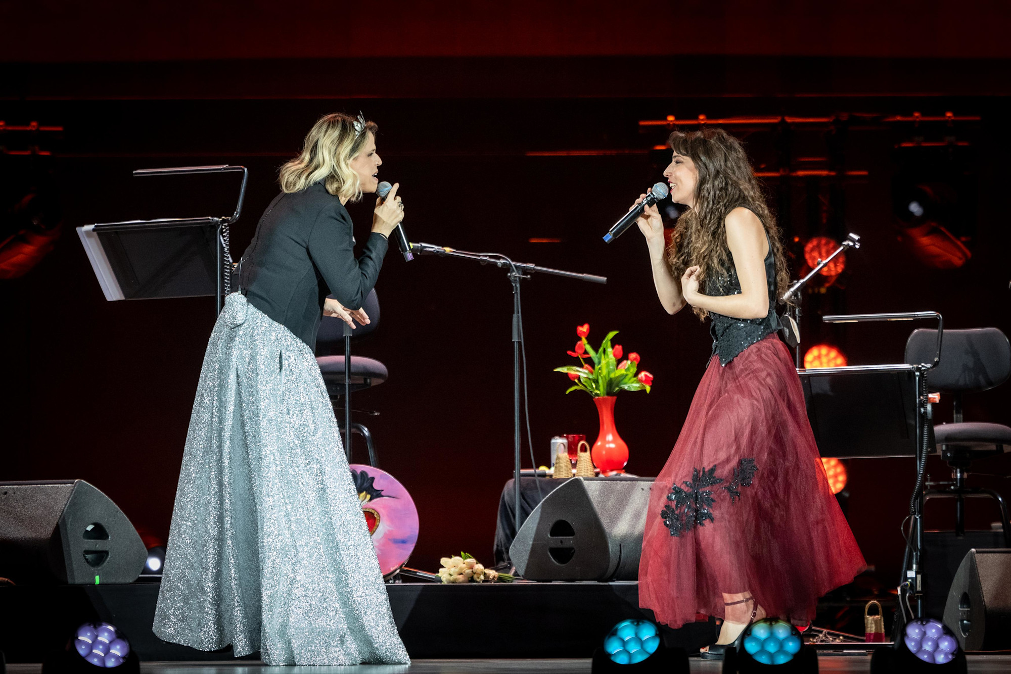 Iraqi and Italian musicians perform Tosca-s Morabeza at Dubai Millennium Amphitheatre m48144