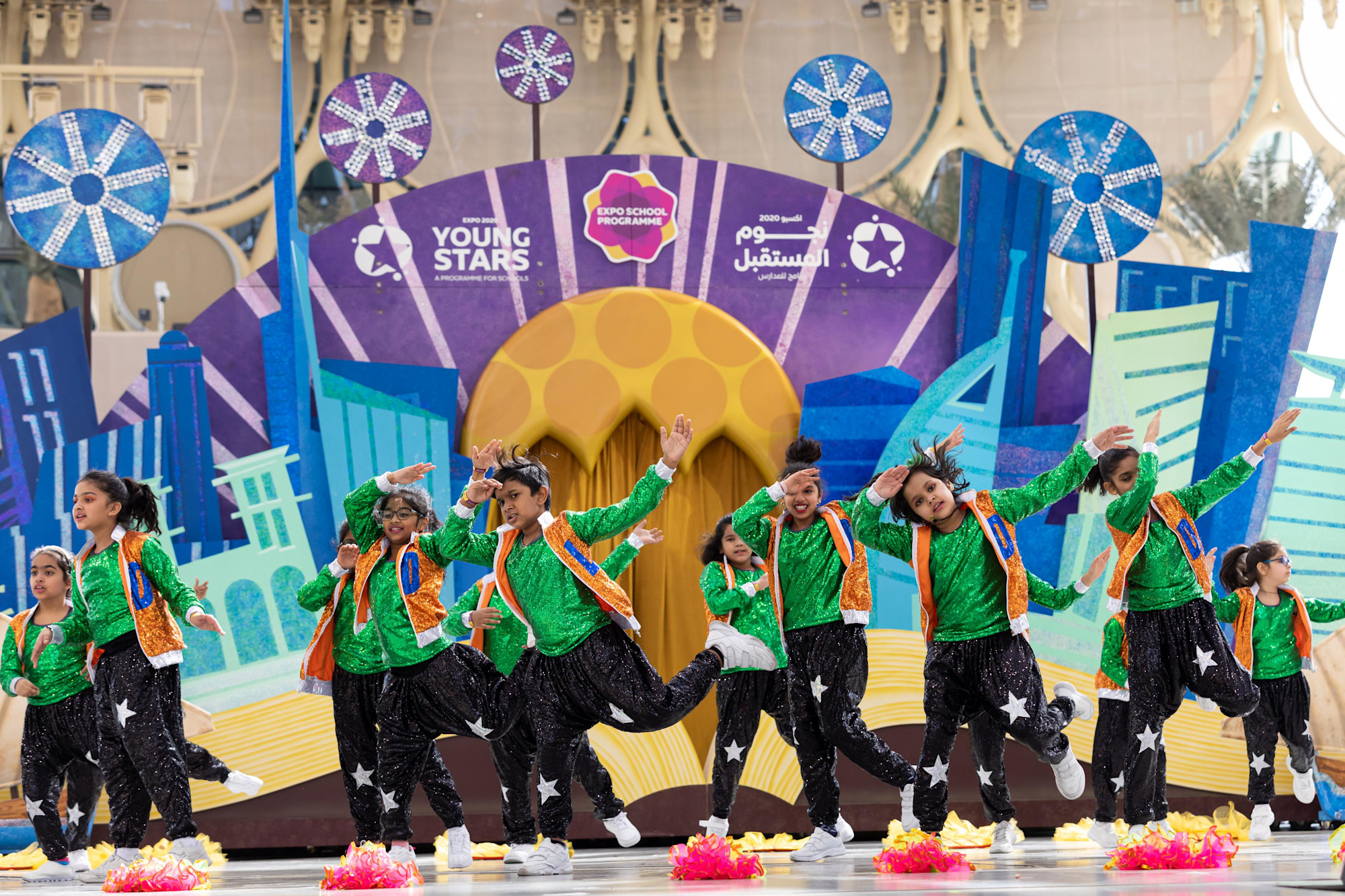 Expo Young Stars perform at Al Wasl m39377