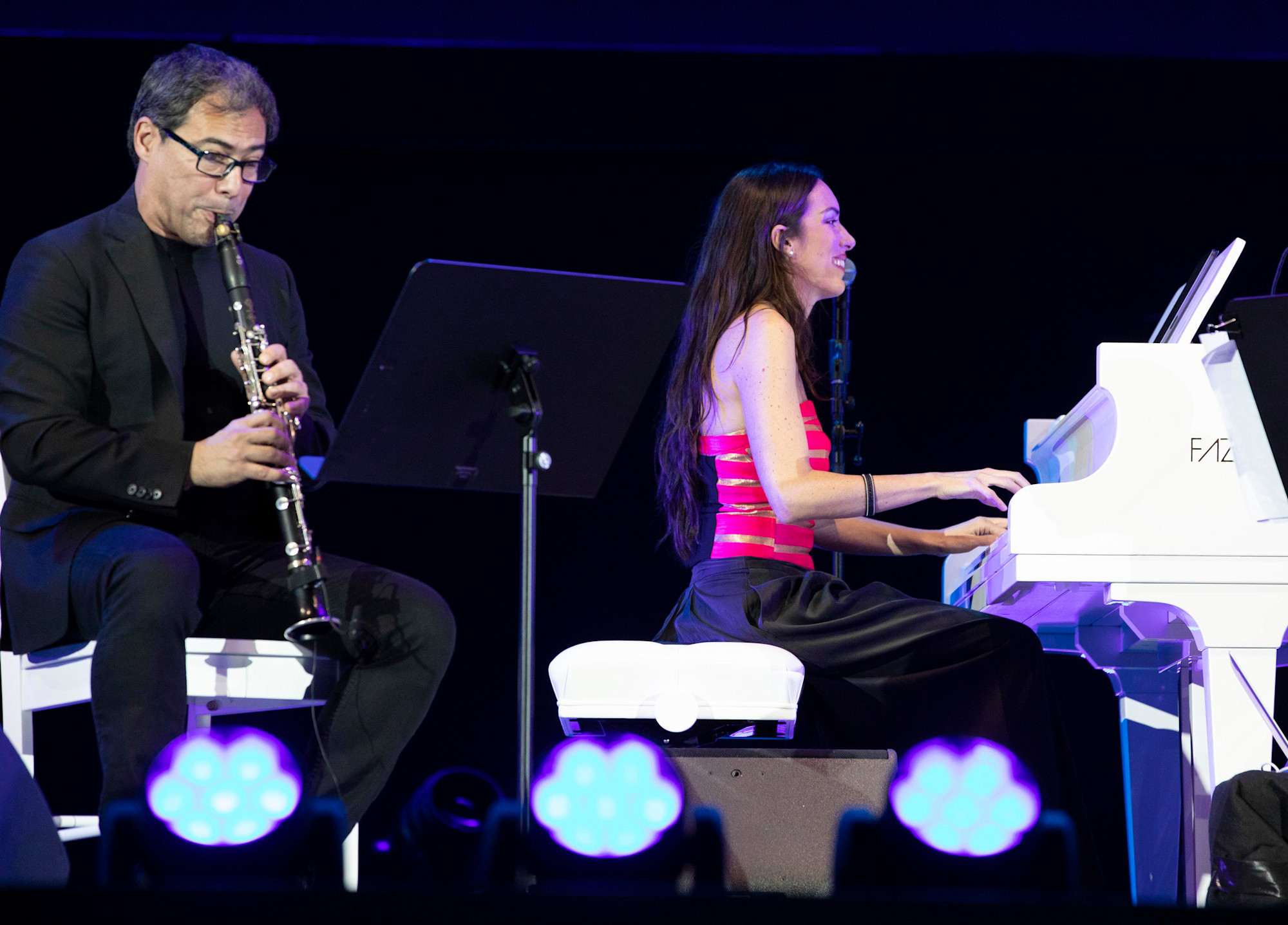 Concert Astor performed by Gloria Campaner at Dubai Millennium Amphitheatre m16765