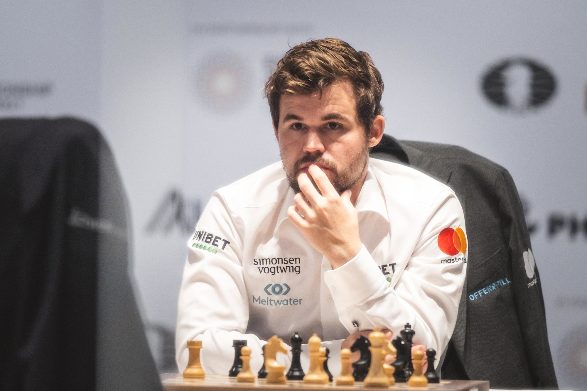 Magnus Carlsen during the FIDE World Chess Championship at Dubai Exhibition Centre (DEC) Web Image m15601