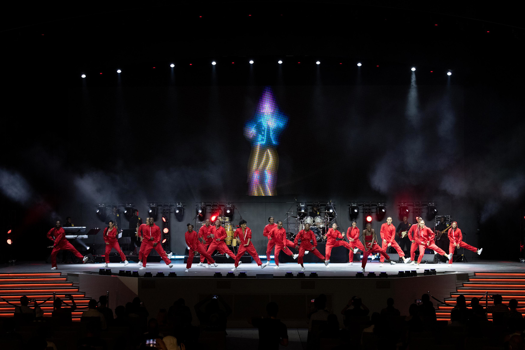 Sun is Energy performance at Dubai Millennium Amphitheatre m64239