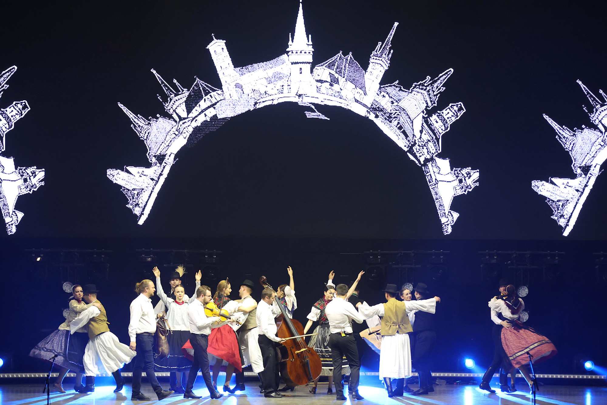 Romanian Sea of Nations performance at Dubai Millennium Amphitheatre m69638
