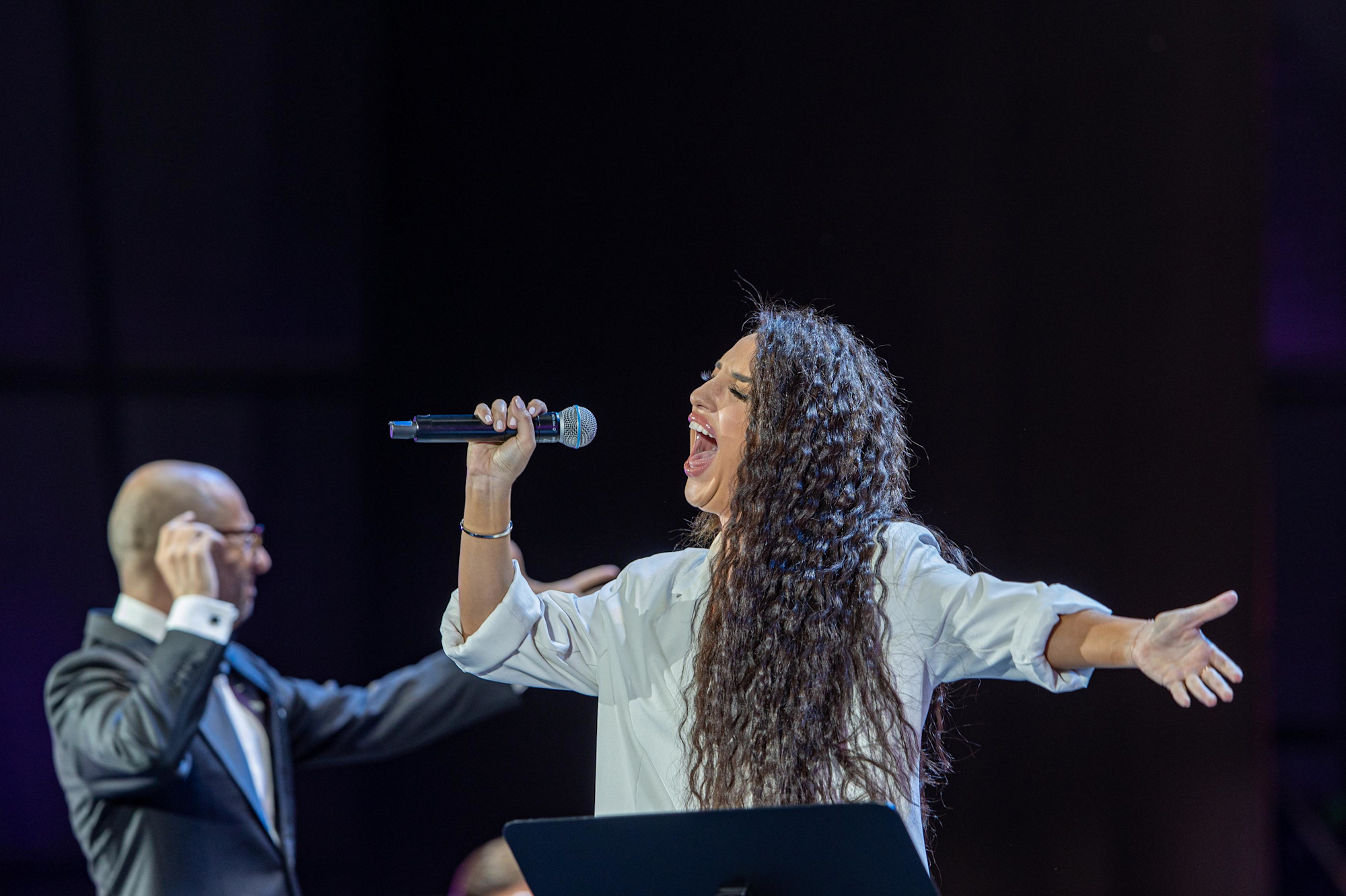 Sher Oston And His Orchestra -Treasure Of The World- perform at Dubai Millennium Amphitheatre m64070