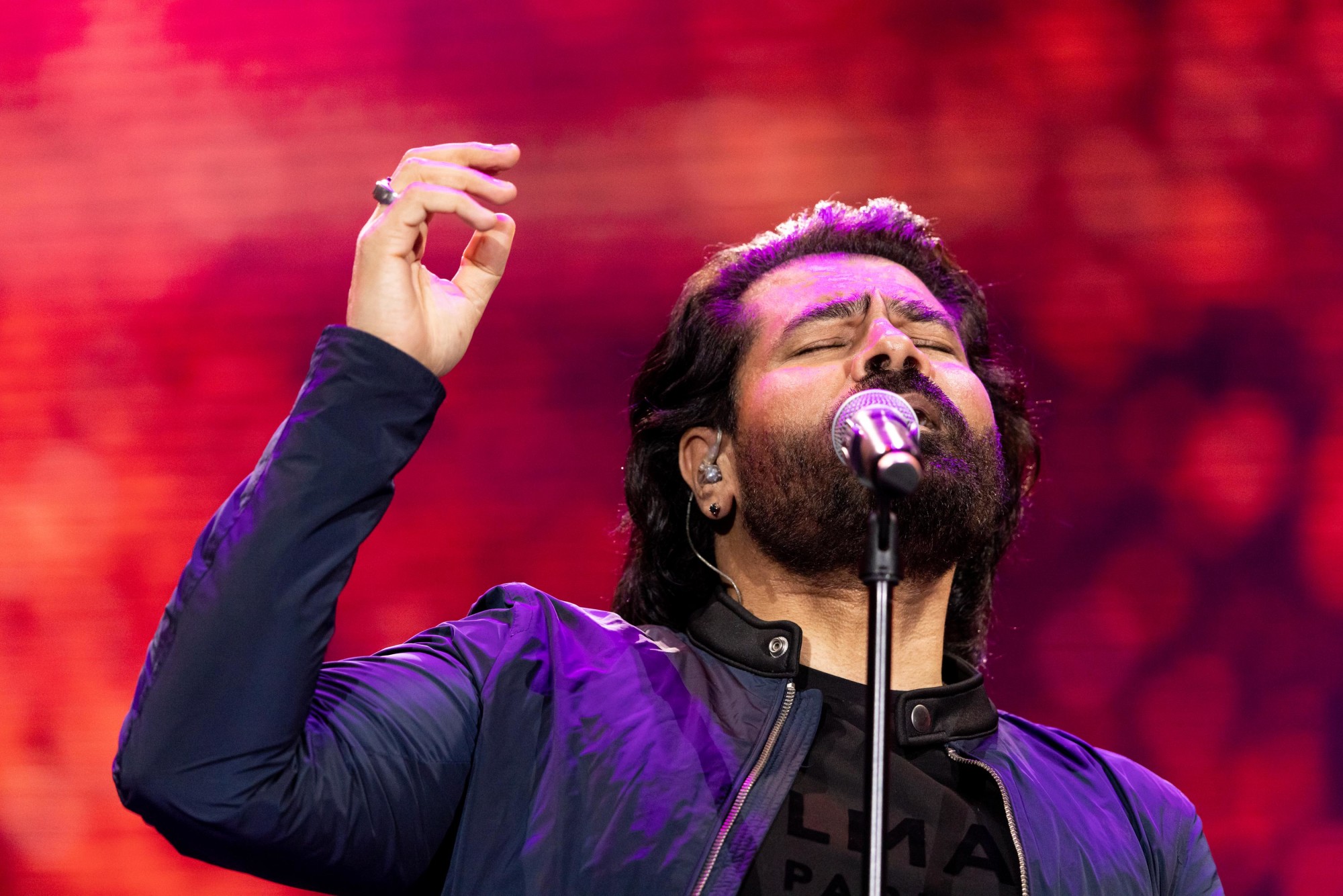 Shafqat Amanat Ali Khan performs at Jubilee Stage m55099