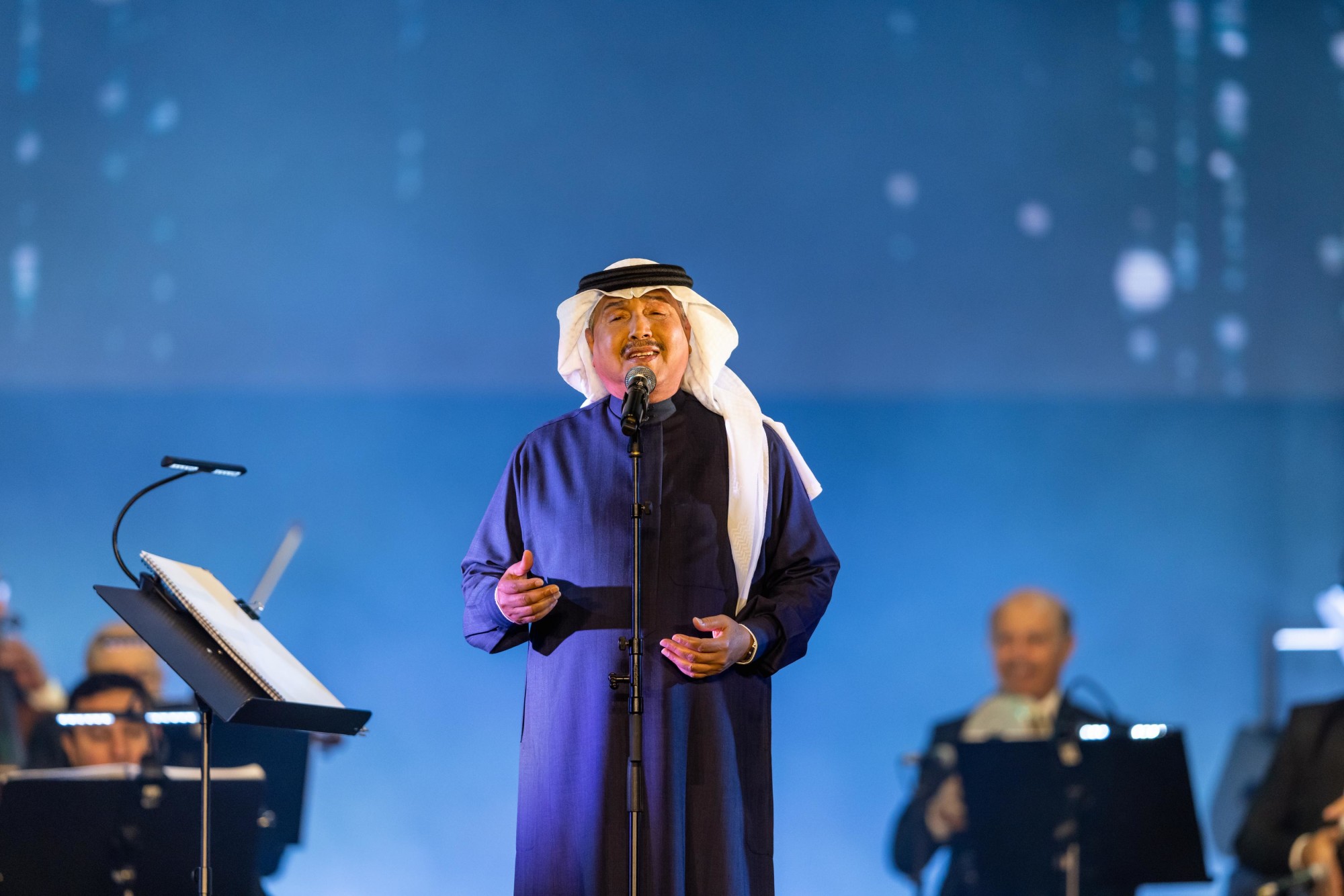 Mohammed Abdo performs at Jubilee Stage during the Kingdom of Saudi Arabia National Day m30547
