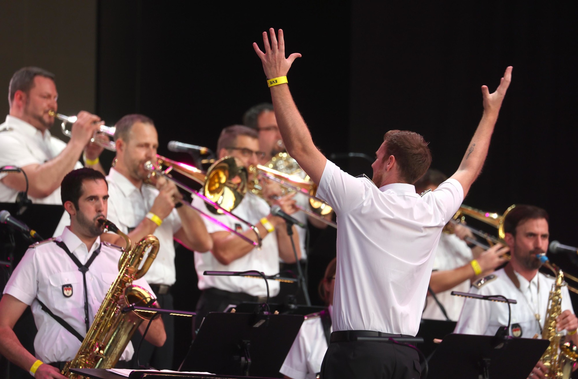 The Bundeswehr Music Corps perform at Dubai Millennium Amphitheatre m54669