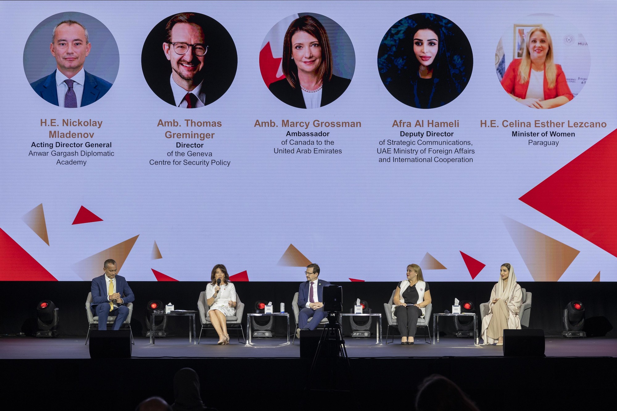 Her Excellency Amb Marcy Grossman (L2), Ambassador of Canada to the United Arab Emirates, His Excellency Amb Thomas Greminger (C), Director of the Geneva Centre for Security Policy and Co-operation in Europe, Her Excellency Celina Esther L