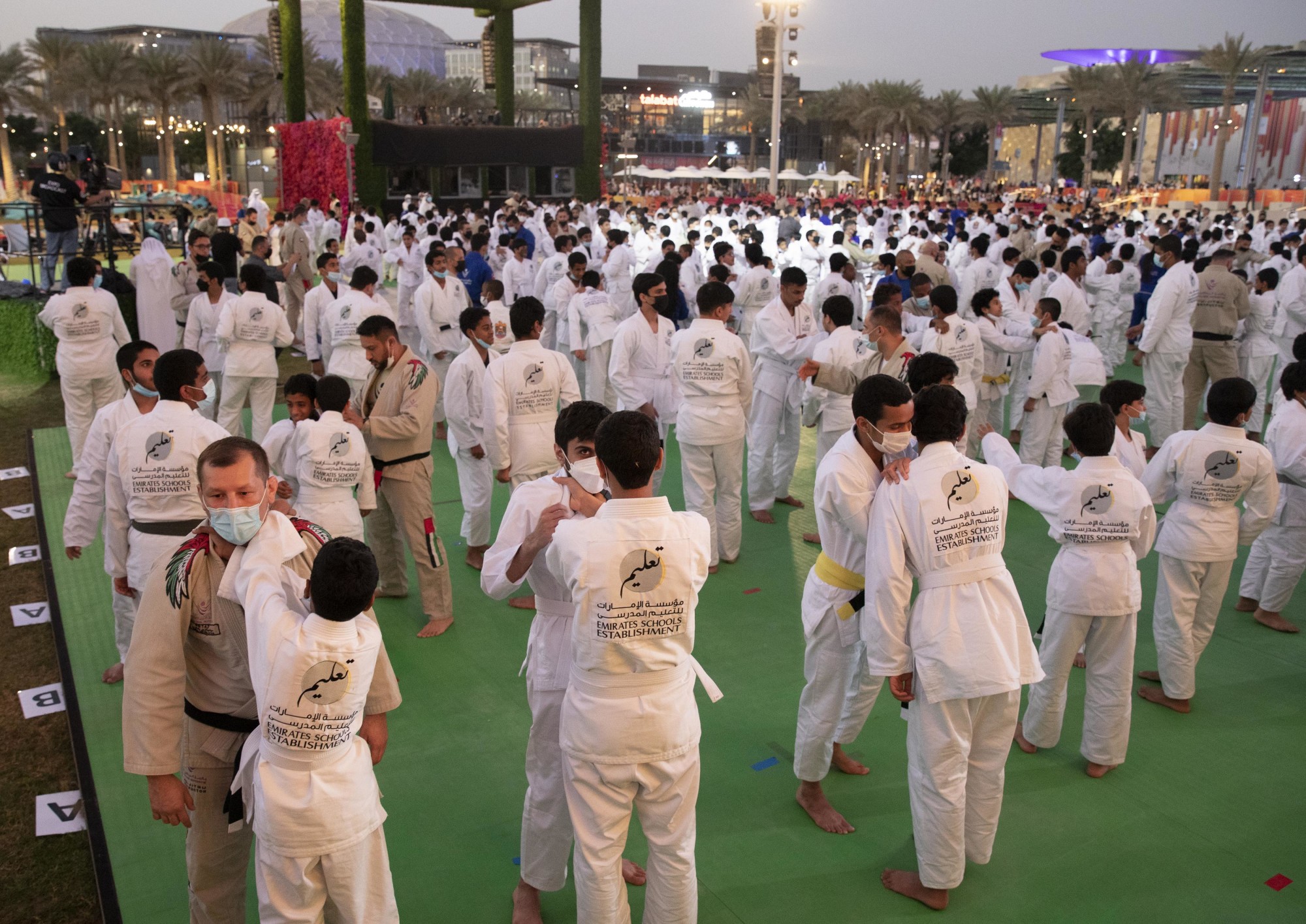 World’s Largest Jiu-Jitsu lesson at Jubilee Stage m10702