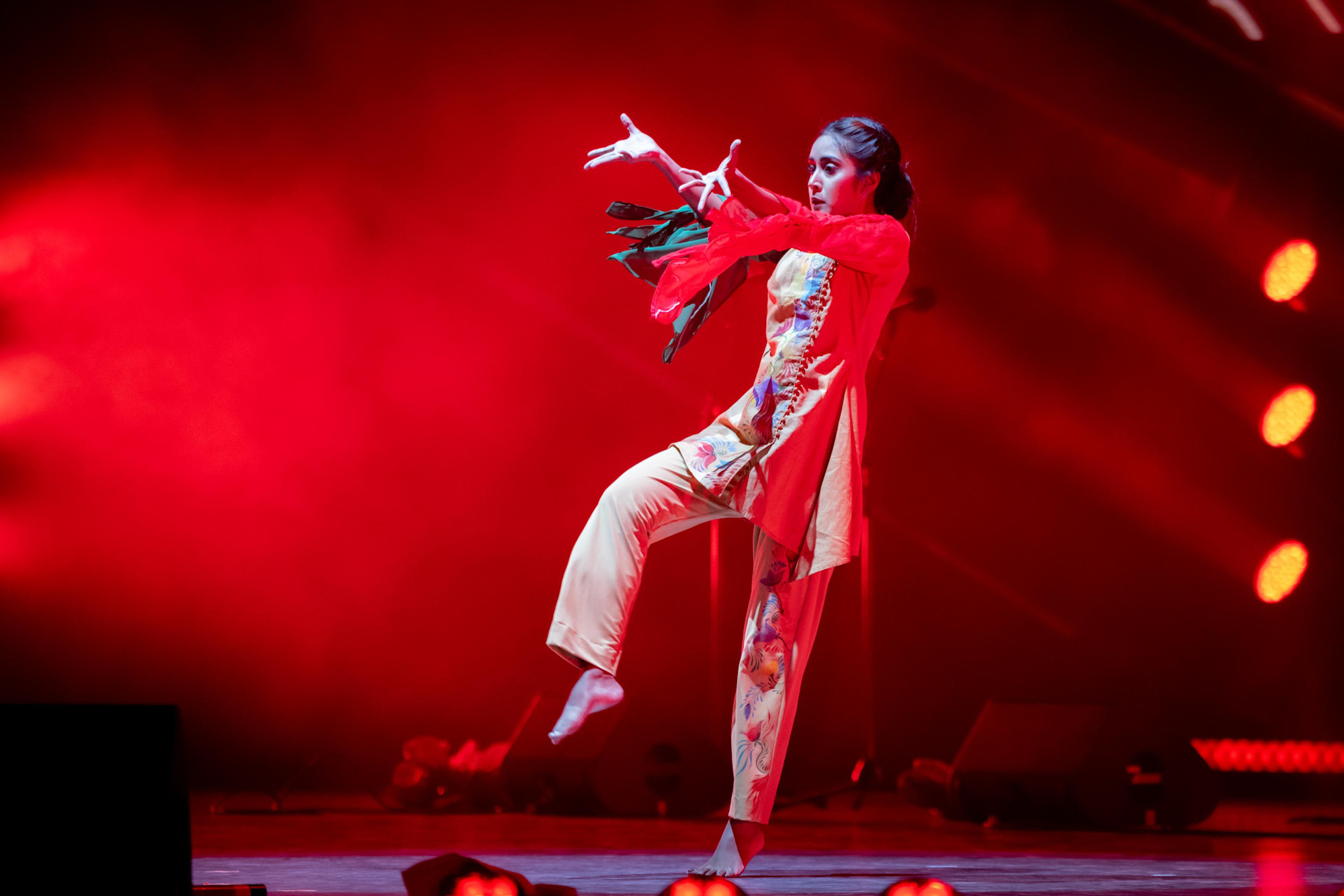 Bangladesh Shilpakala Academy perform at Dubai Millennium Amphitheatre m64521