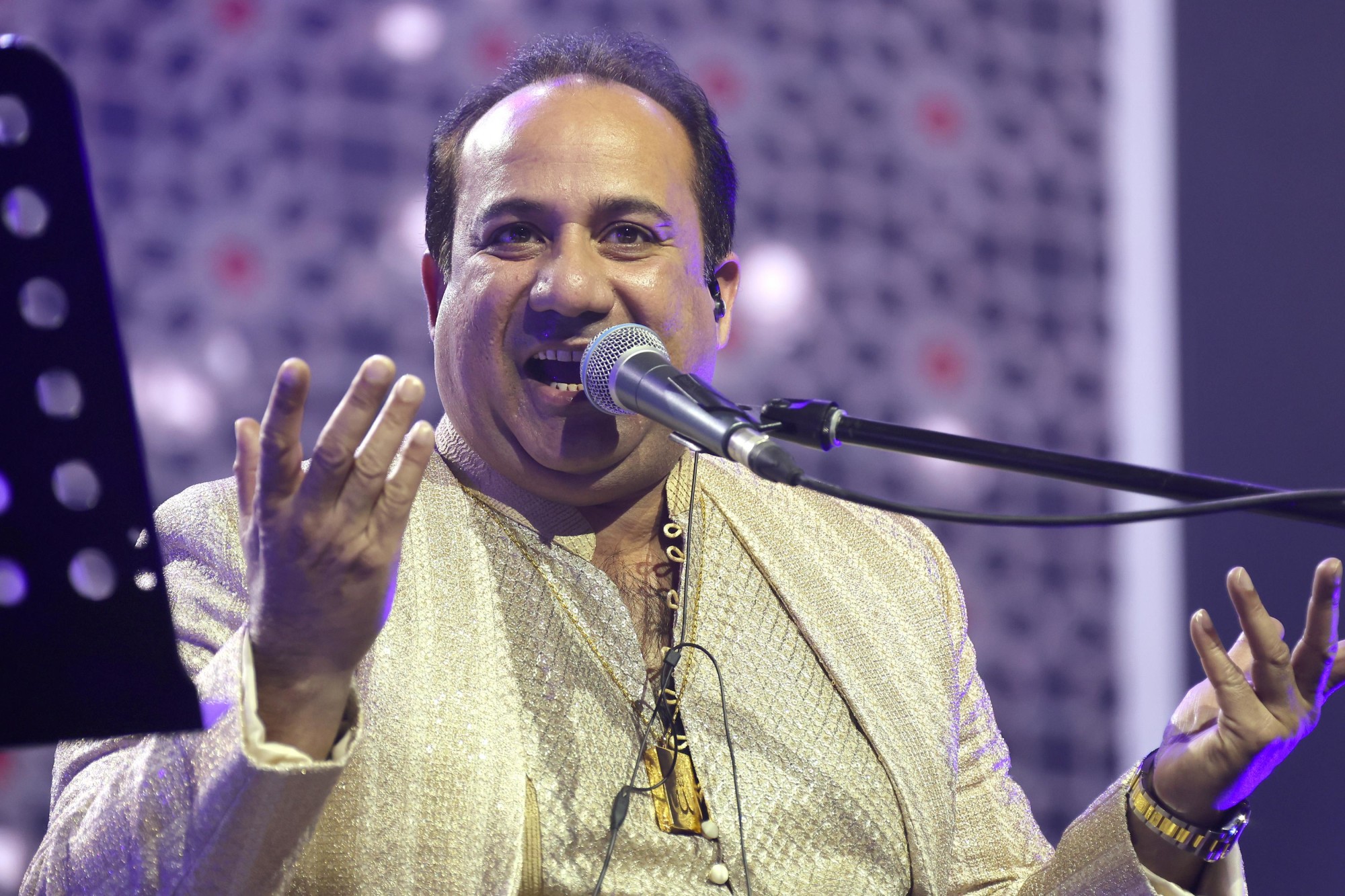 Rahat Fateh Ali Khan performs at Dubai Exhibition Centre m59013