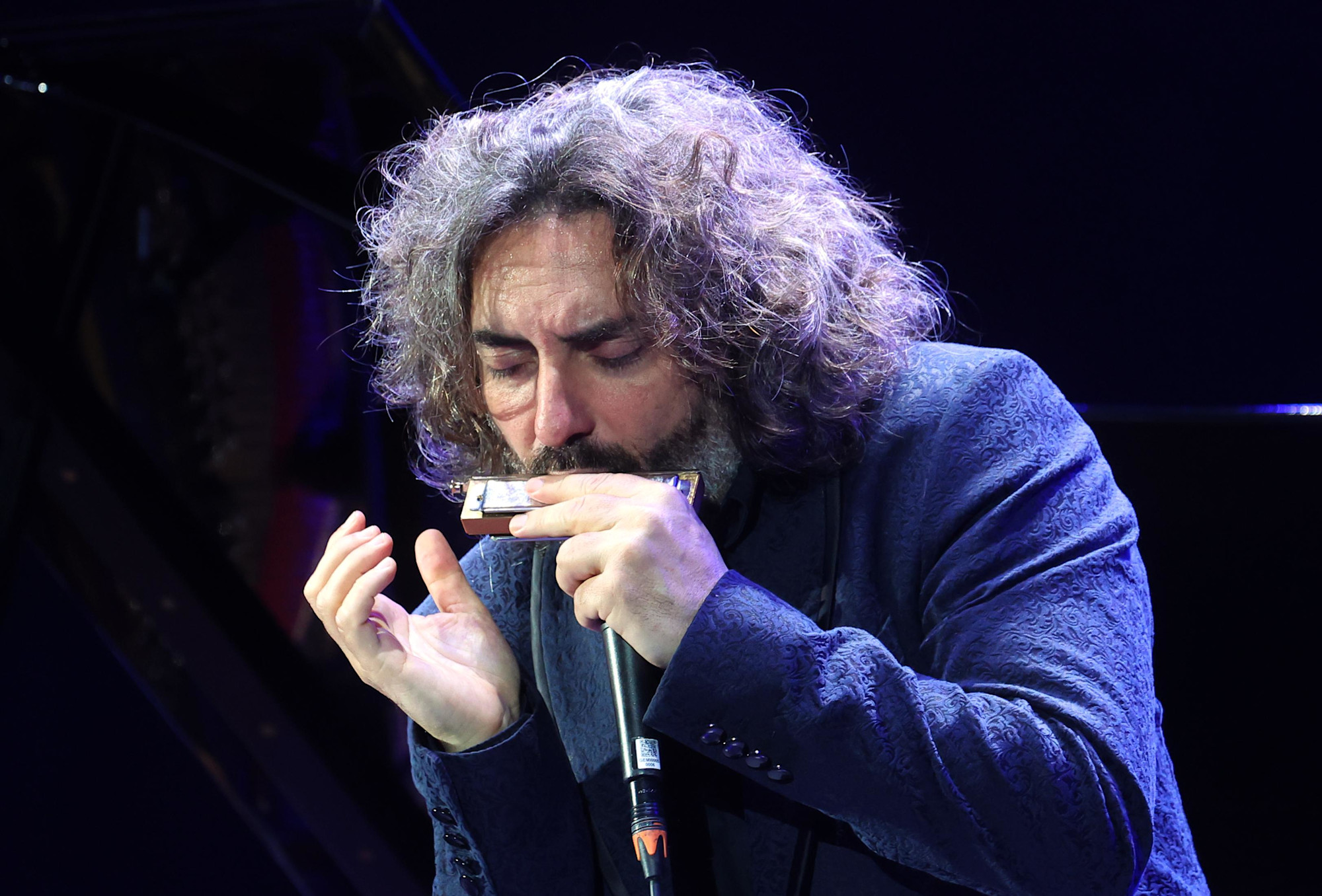 Antonio Serrano & Constanza Lechner perform at Dubai Millennium Amphitheatre m54757