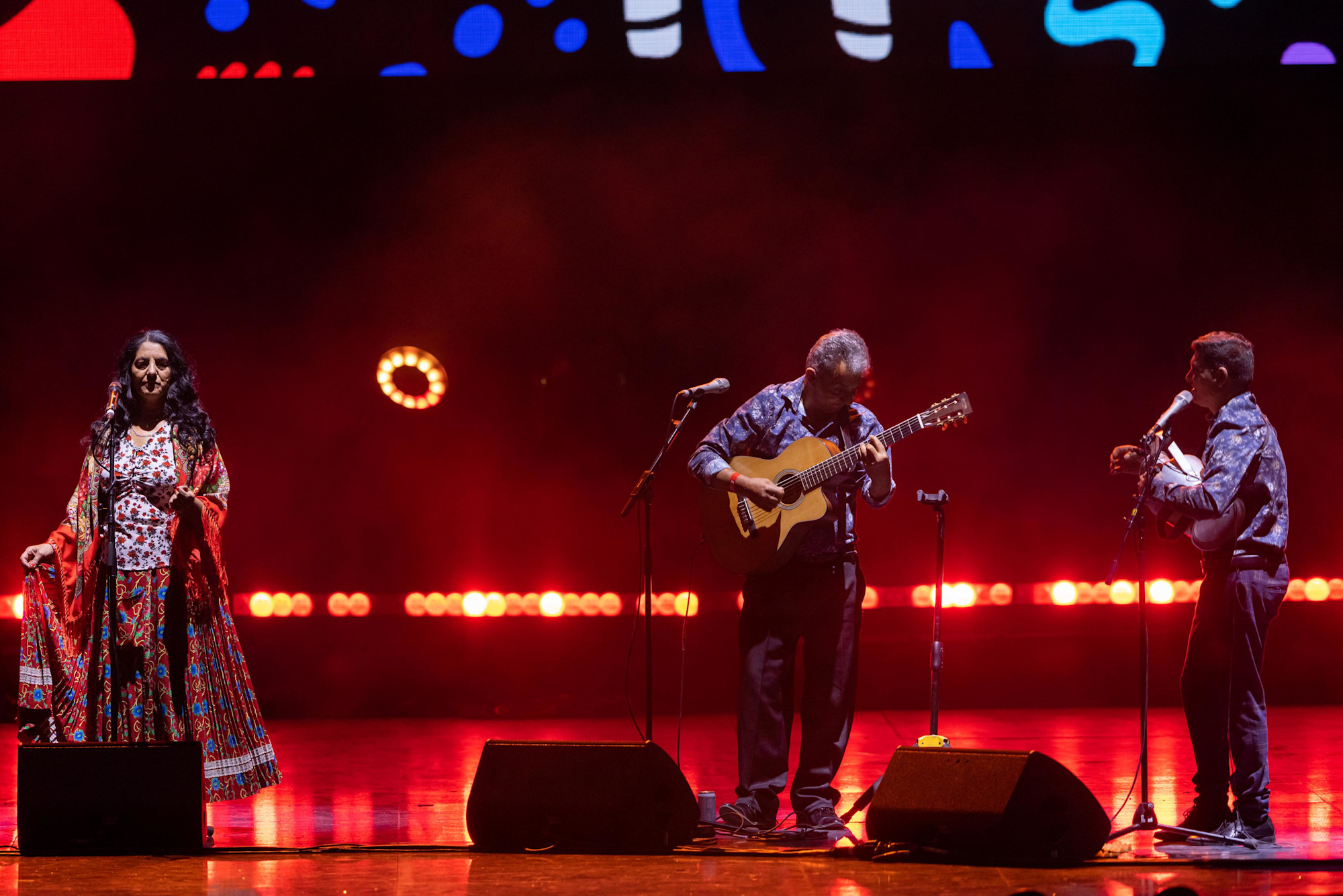 Parno Graszt performs at Jubilee Stage m62768