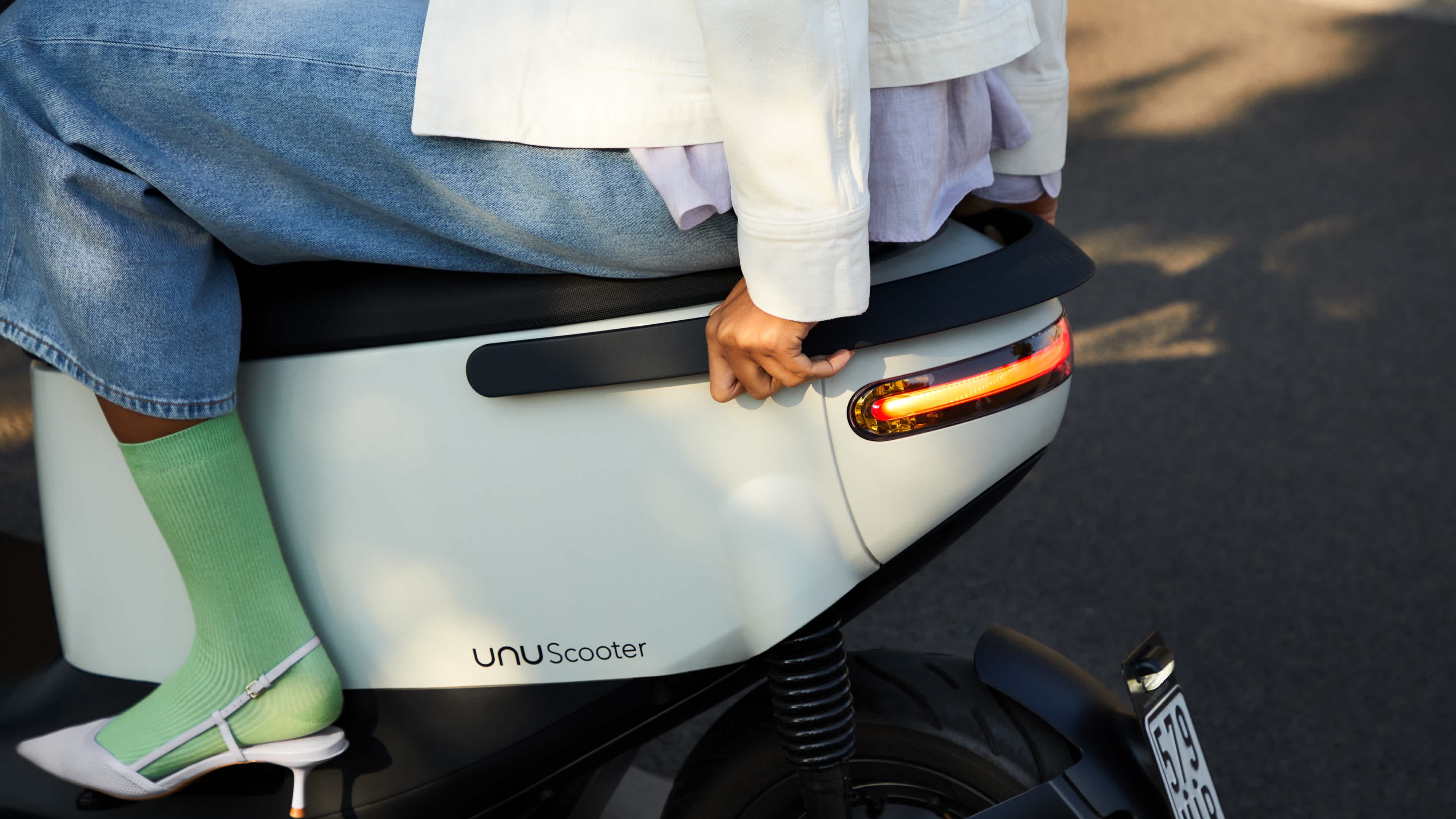 Unu is already well-known in many German cities, where numerous freedom-loving people are enjoying the perks of e-mobility and flexibility on their own unus. And the good news is true: Our powerful e-scooters are now also available in the Netherlands.
