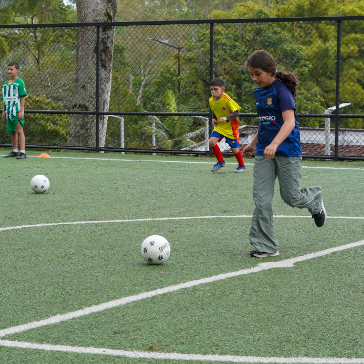 Cancha deportiva Comfama