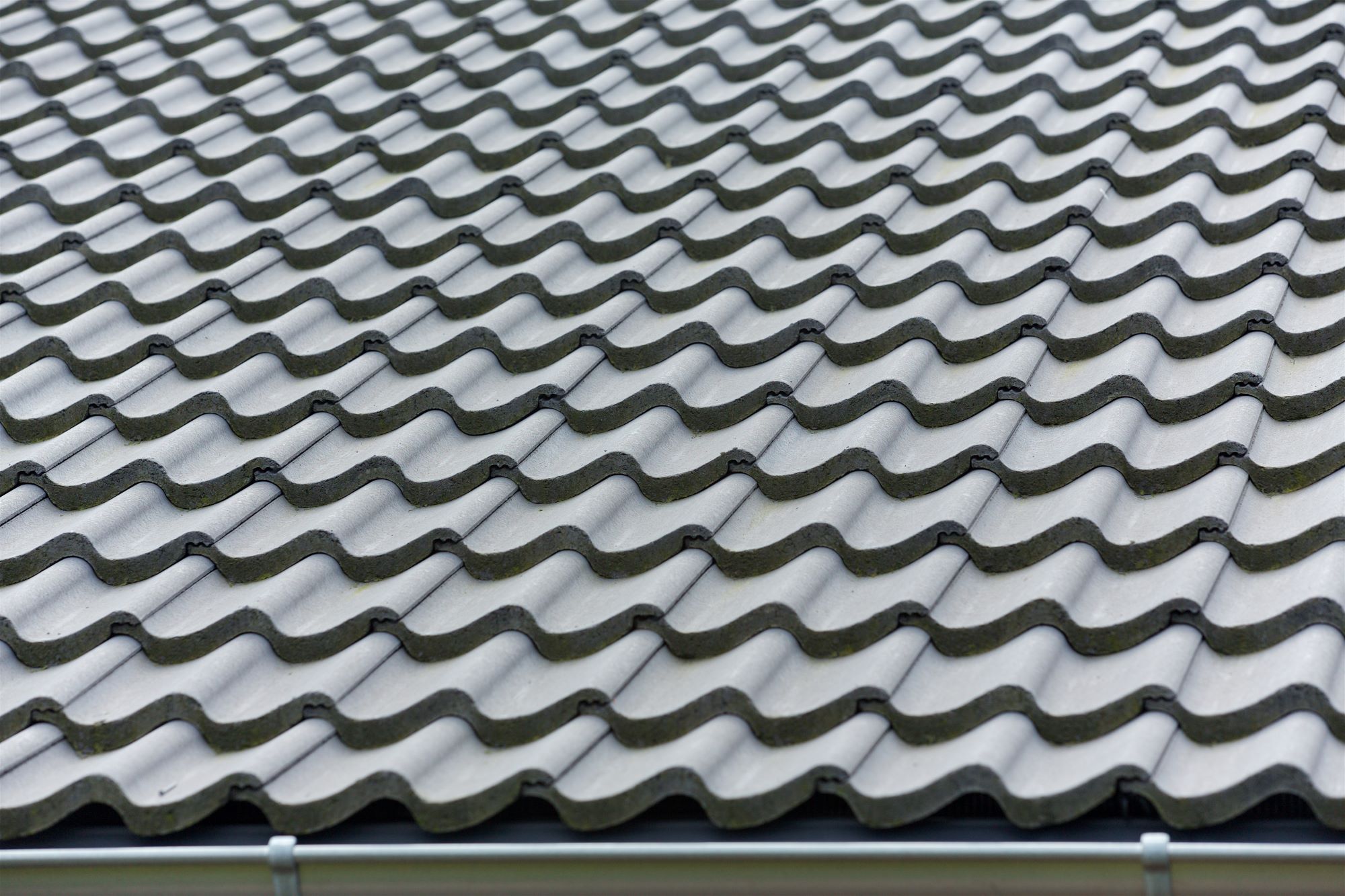 Crossways BMI Redland Grovebury tile with Innofix Clip fixing