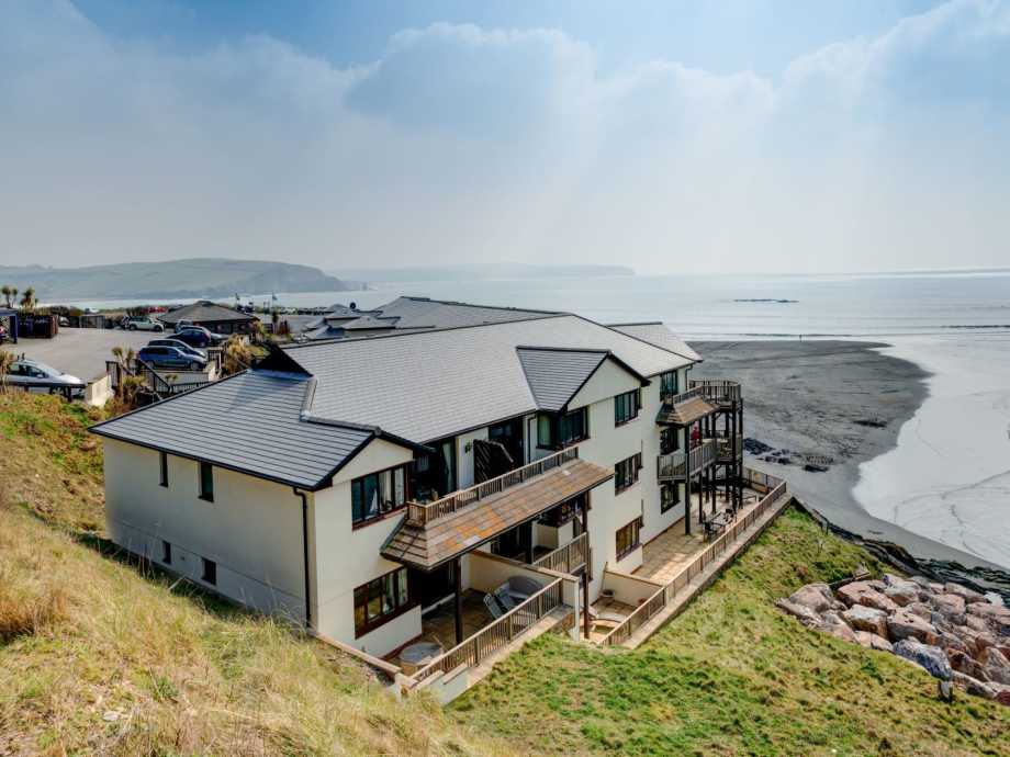 cambrian slate burgh island pitched roof hero image