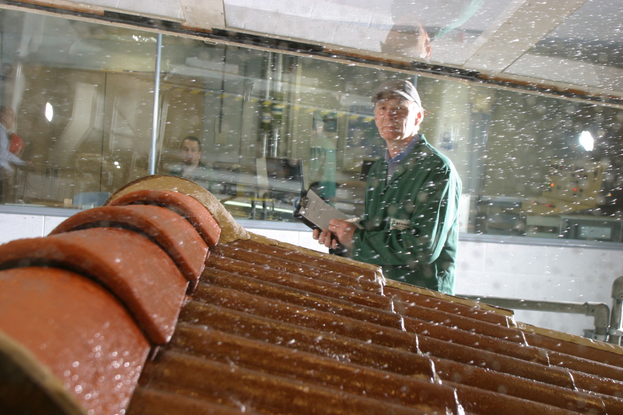 Wind Tunnel test Lafarge 2006-1