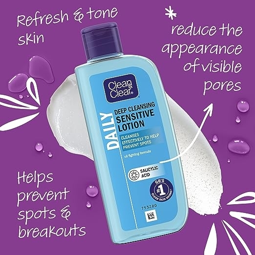 CLEAN & CLEAR® Daily Deep Cleansing Sensitive Lotion image 4