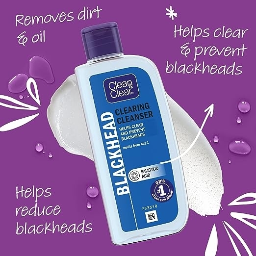 CLEAN & CLEAR®  Blackhead Clearing Cleanser image 4