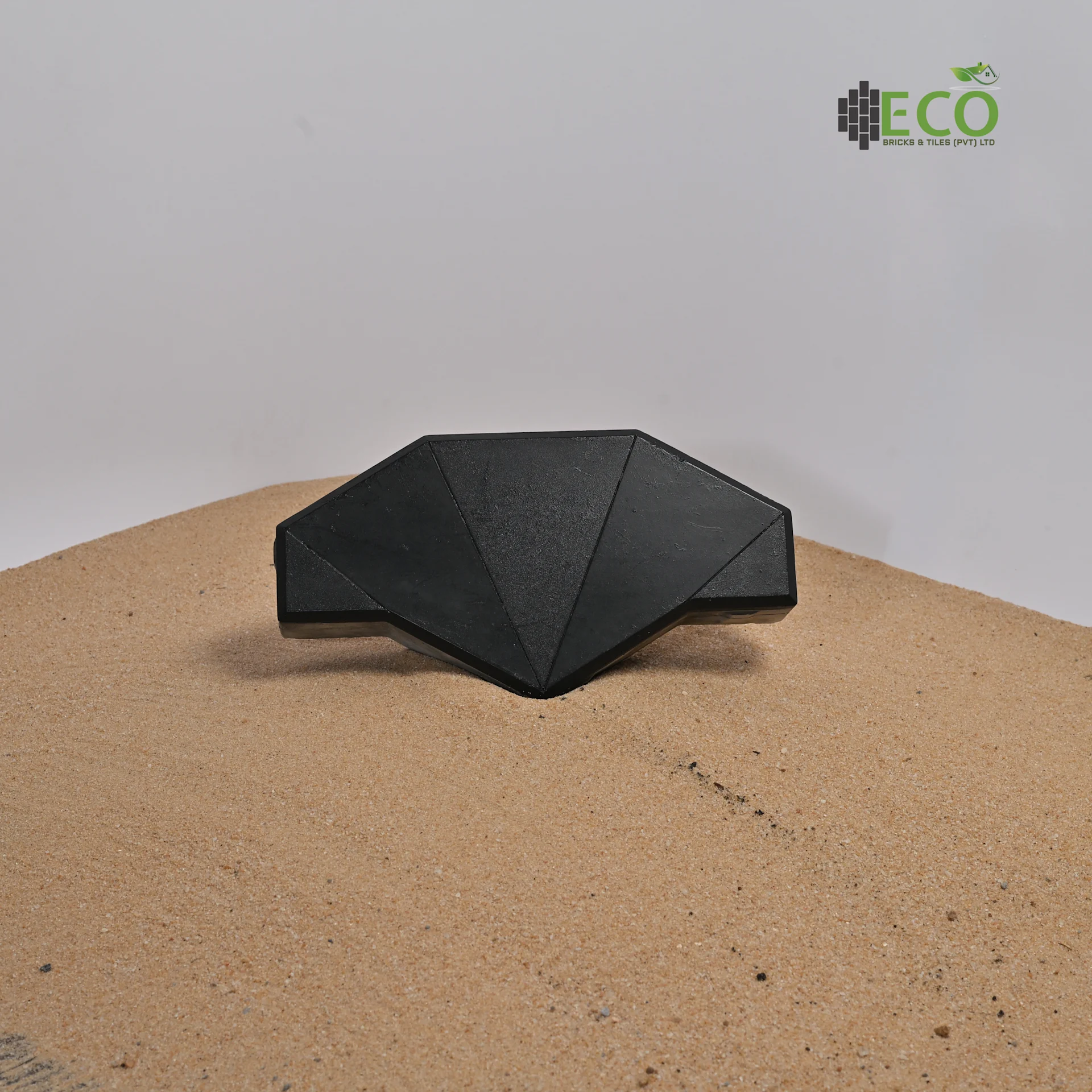 KITE BLACK