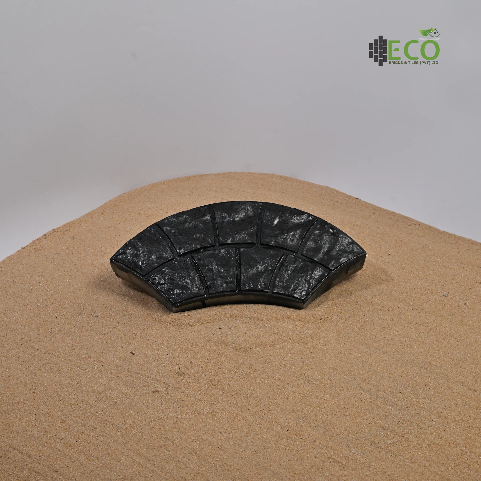 ARCH BLACK