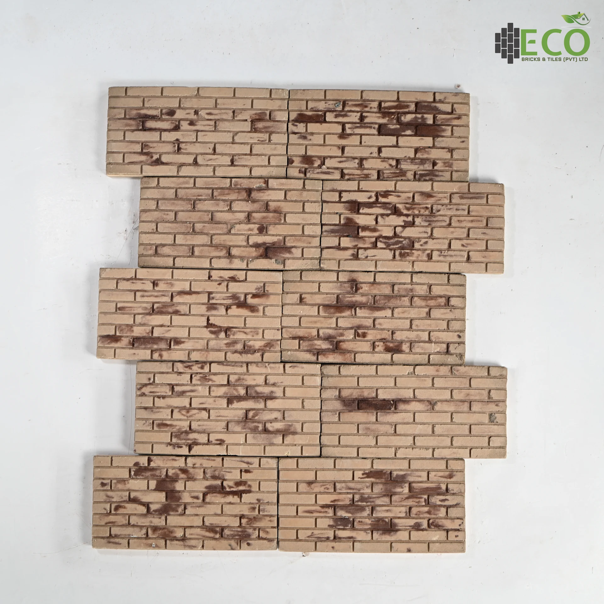 INNER BRICKS WALL TILE