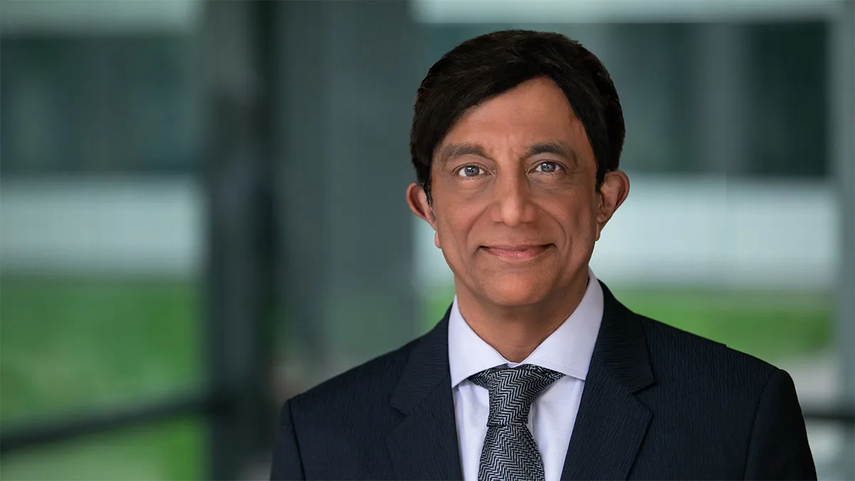 thumbnail_husseini_manji_1200x675