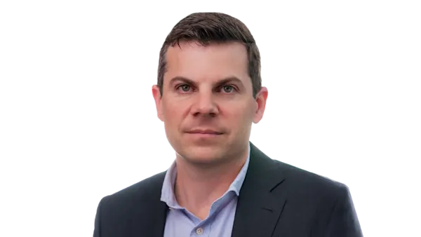 Eric Fischer bio head shot image