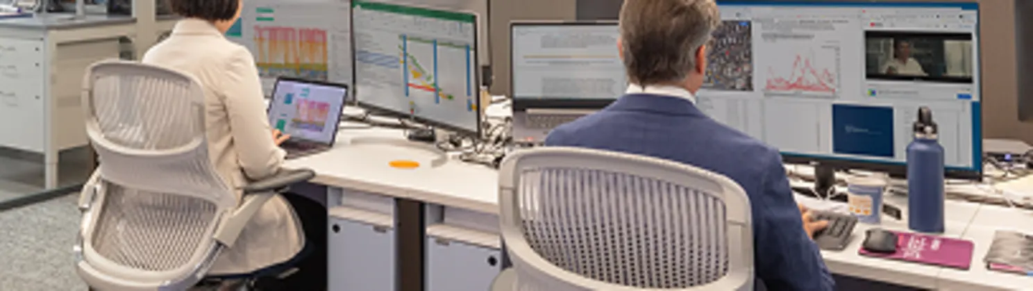 Members can access hotdesking, private conference rooms, event space, a cafe, and a gym—all within a healthcare focused environment.