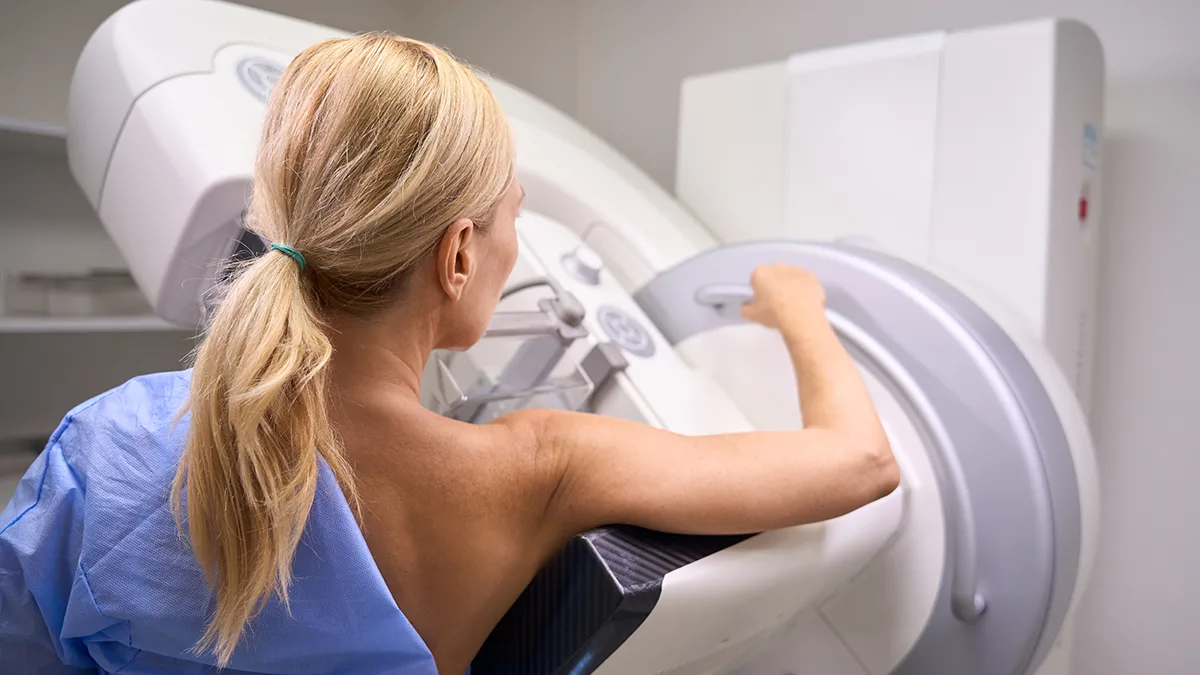 thumbnail-breast-cancer-tomosynthesis