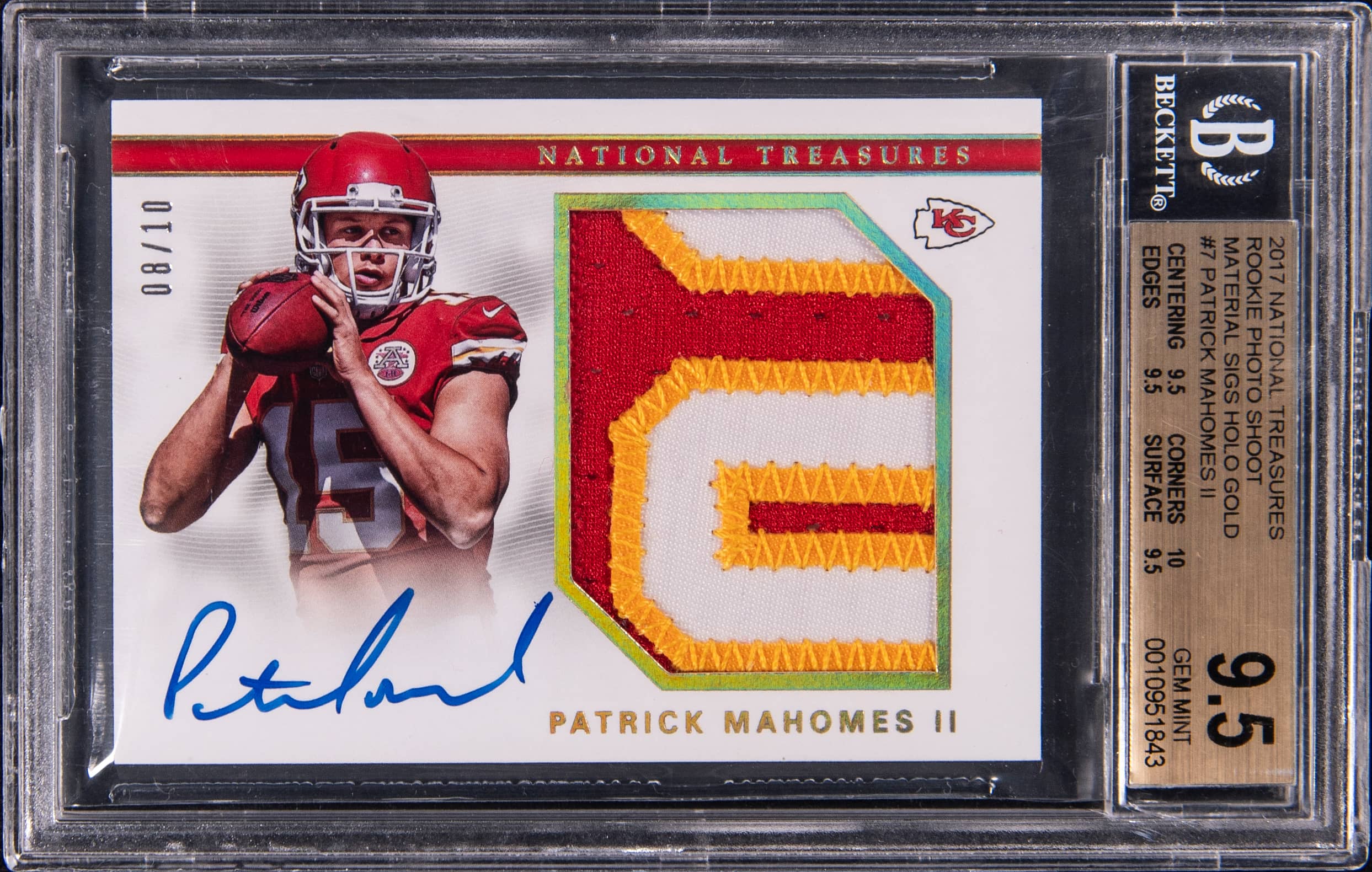 Mahomes 2017 NT Holo Gold RPA /10 Sells for $53.7K