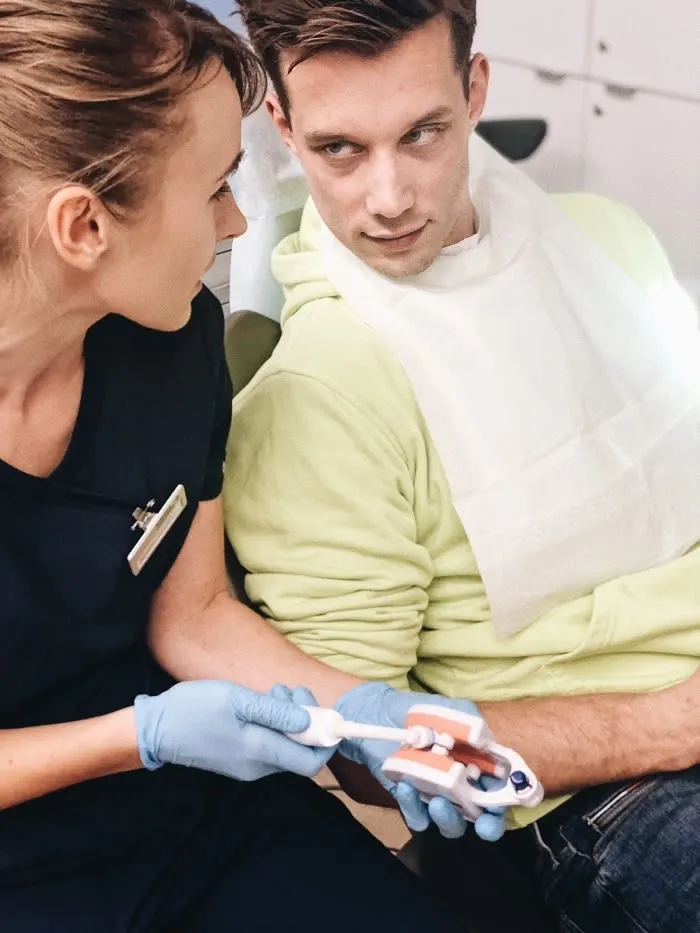 Image- Jak uzyskać efekt #geniussmile? Blogerzy z wizytą w gabinetach partnerskich Oral-B 