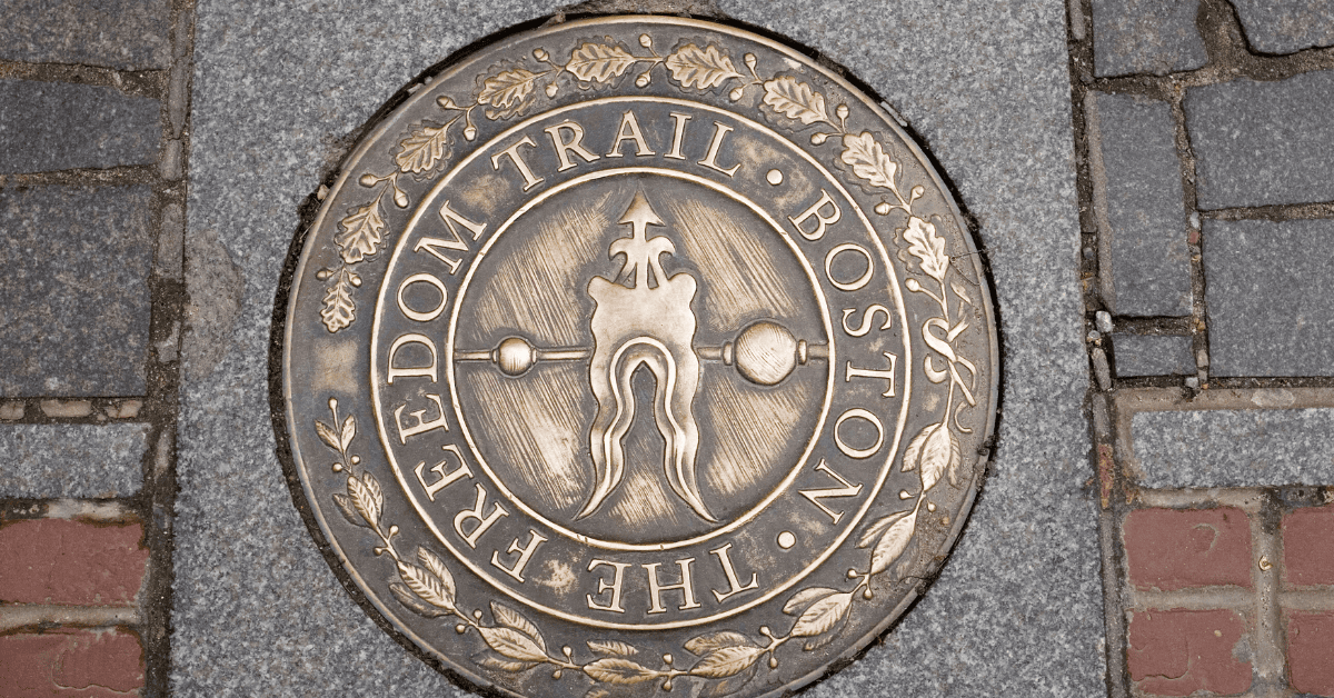 <figcaption class="wp-element-caption">The Freedom Trail in Boston is a historic 2.5-mile route that connects 16 significant sites from the American Revolution. <em>Image credit: kickstand/Gettyimages</em></figcaption>