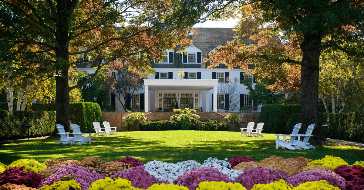 <figcaption>The exterior of Woodstock Inn &amp; Resort. <em>Image credit: Woodstock Inn &amp; Resort</em></figcaption>