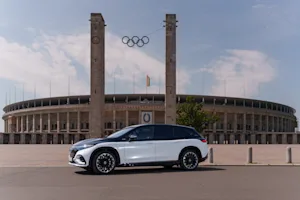 Berlin-based Blacklane announces partnership with Käfigzocker Hertha BSC Football Academy and brings seamless mobility to Olympiastadion