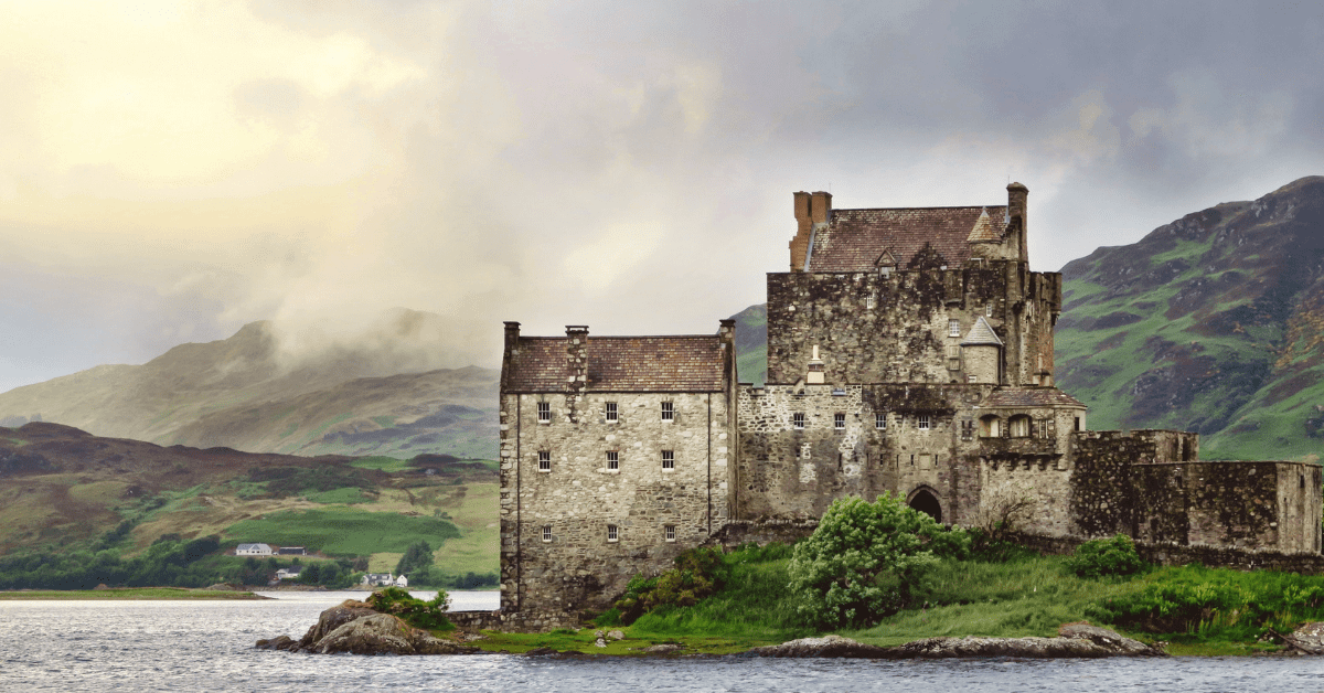 <figcaption class="wp-element-caption">Eilean Donan Castle, Dornie in the Highlands of Scotland.<em> Image credit: George Hiles/Unsplash</em></figcaption>