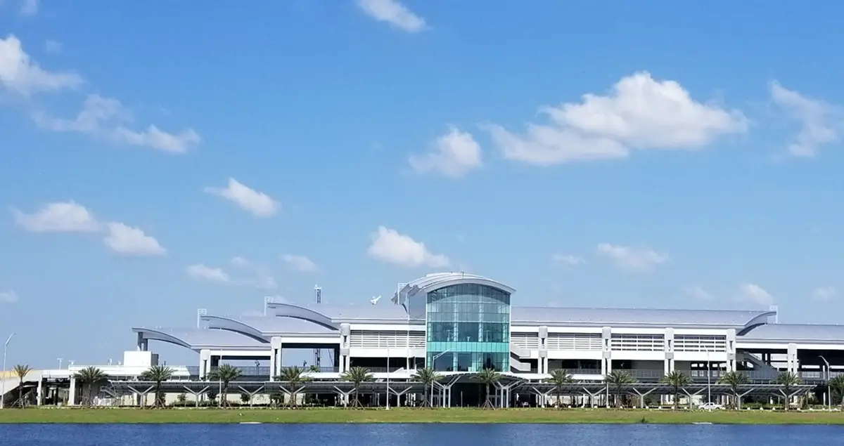 A Guide to Orlando International Airport (MCO)