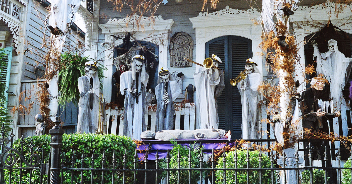 <figcaption class="wp-element-caption">Halloween in New Orleans. <em>Image Credit: Wikimedia</em></figcaption>