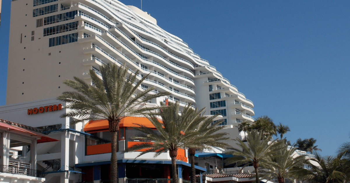 <figcaption class="wp-element-caption">The Ritz-Carlton, Fort Lauderdale. <em>Image Credit: Wikimedia</em></figcaption>