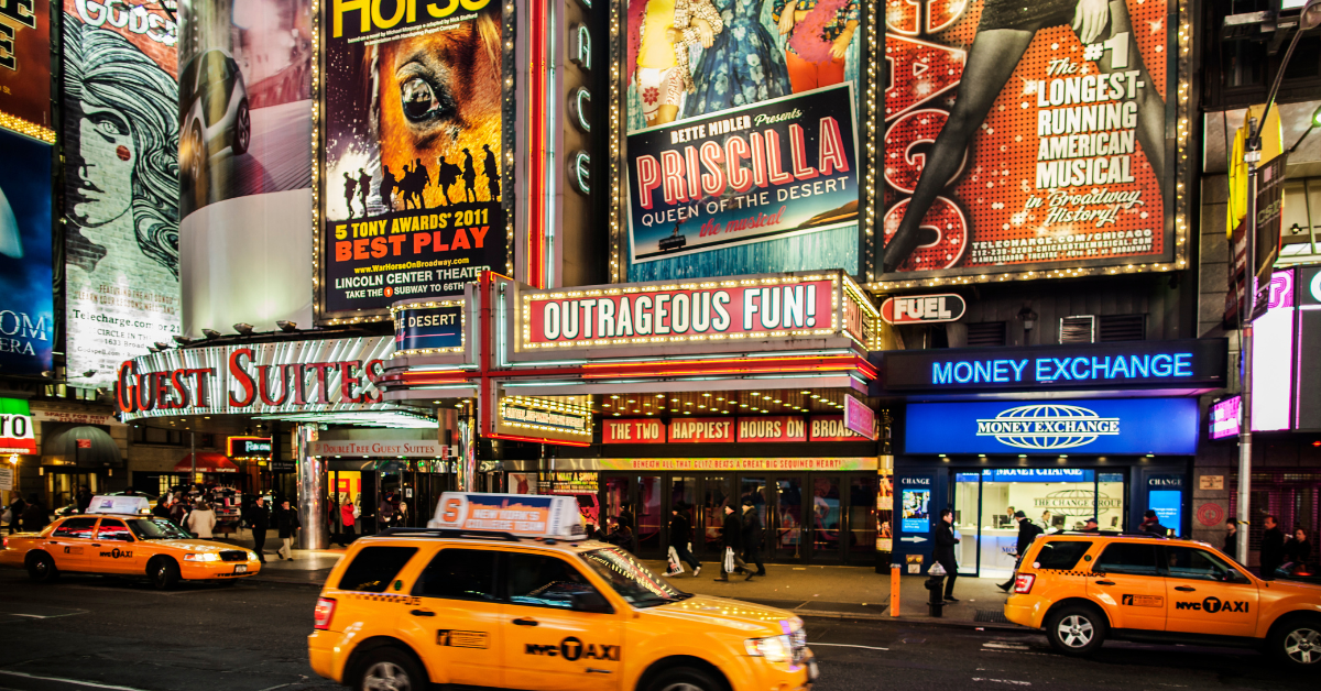 <figcaption class="wp-element-caption">Broadway theatre brings New York City to life with world-class musicals and performances. <em>Image credit: aluxum/Gettyimages</em></figcaption>